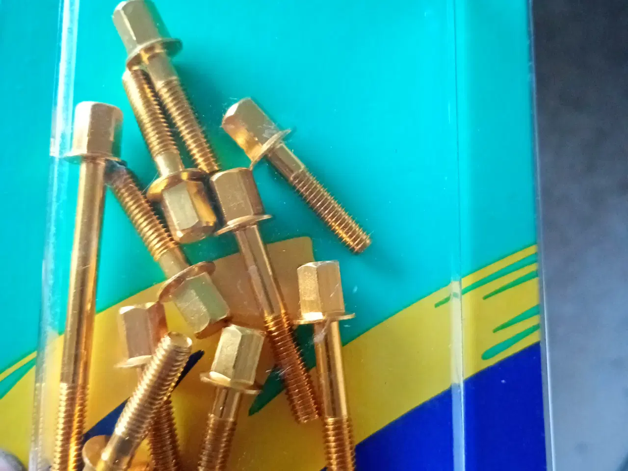Billede 2 - Nye boltsæt til kickstarterskjold 