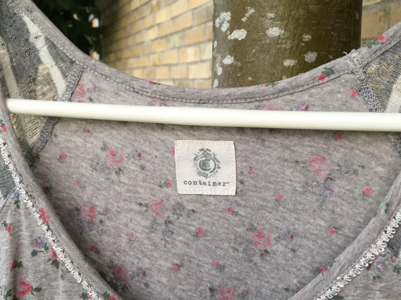 Billede 4 - Sommerkjole med talje i god kvalitet str. 38