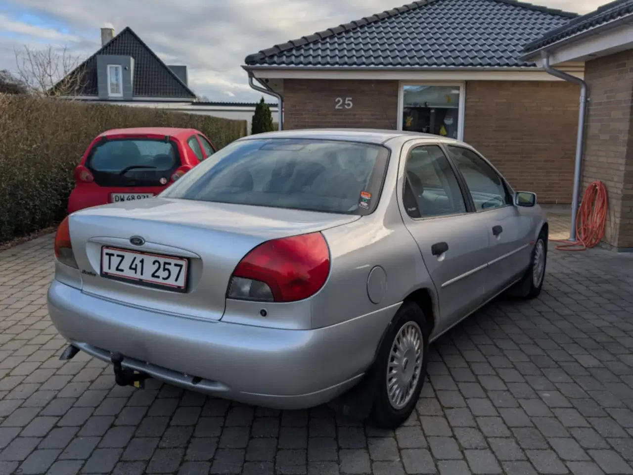 Billede 2 - Ford Mondeo 1.8 benzin. Forsikres klassisk