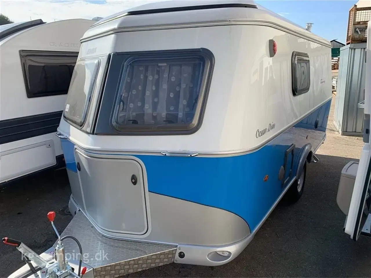 Billede 2 - 2022 - Eriba Touring Troll 530 Ocean Drive   EFTERÅRSTILBUD nu nedsat med kr. 42.100,- | Lækker Retro rejsevogn i topkvalitet.