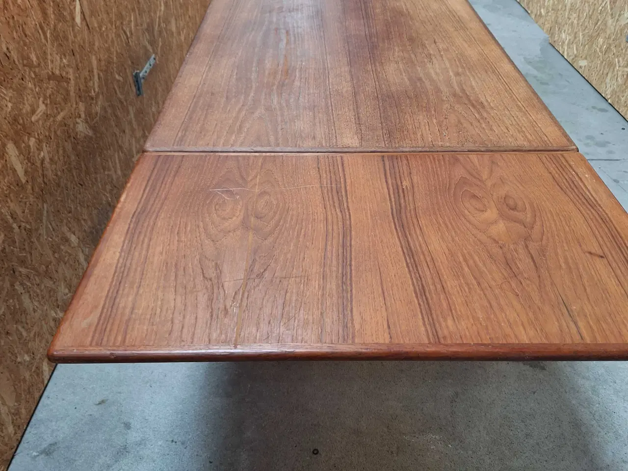 Billede 3 - Teak spisebord 