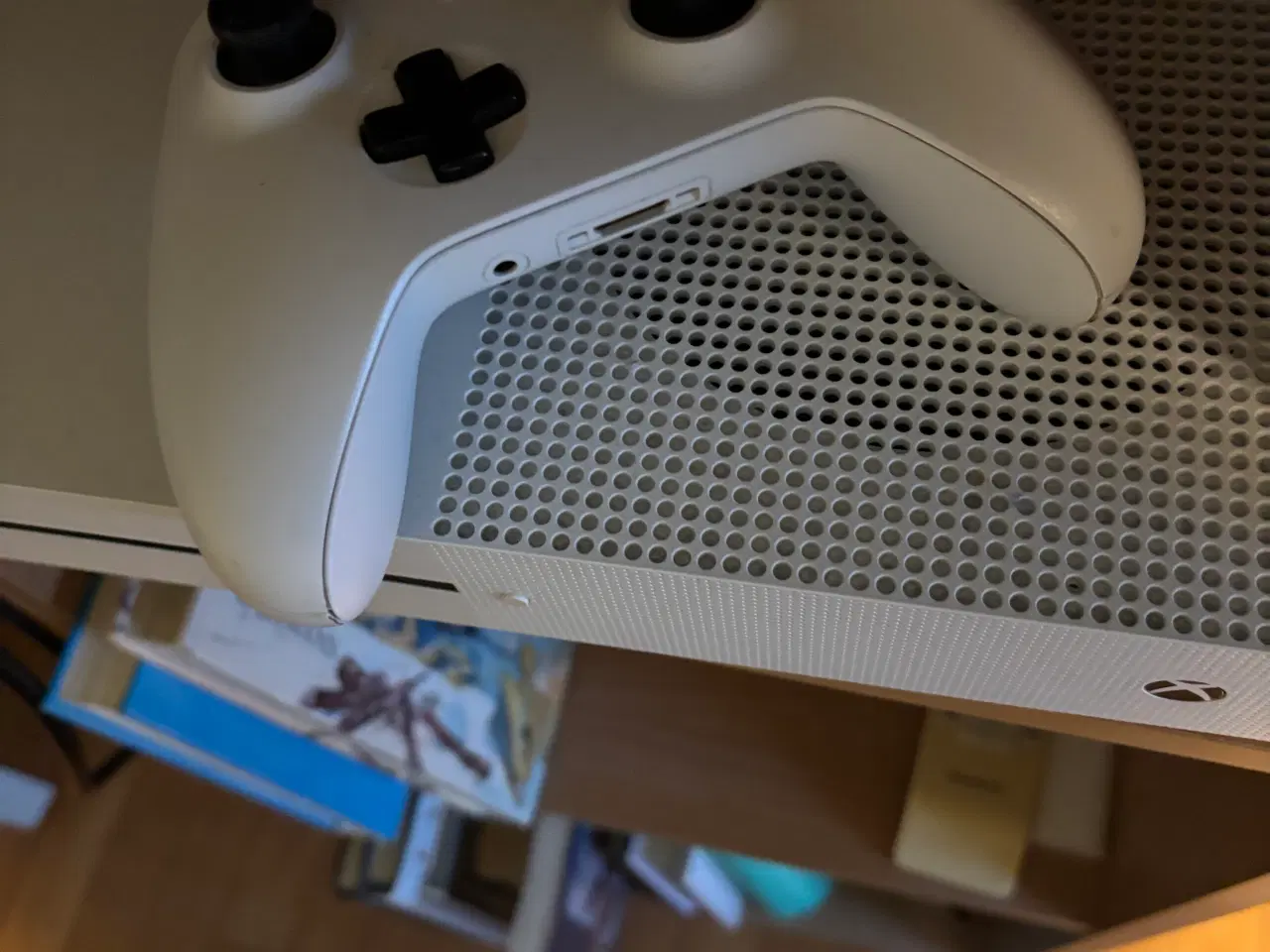 Billede 1 - God Xbox one spillemaskine sælges