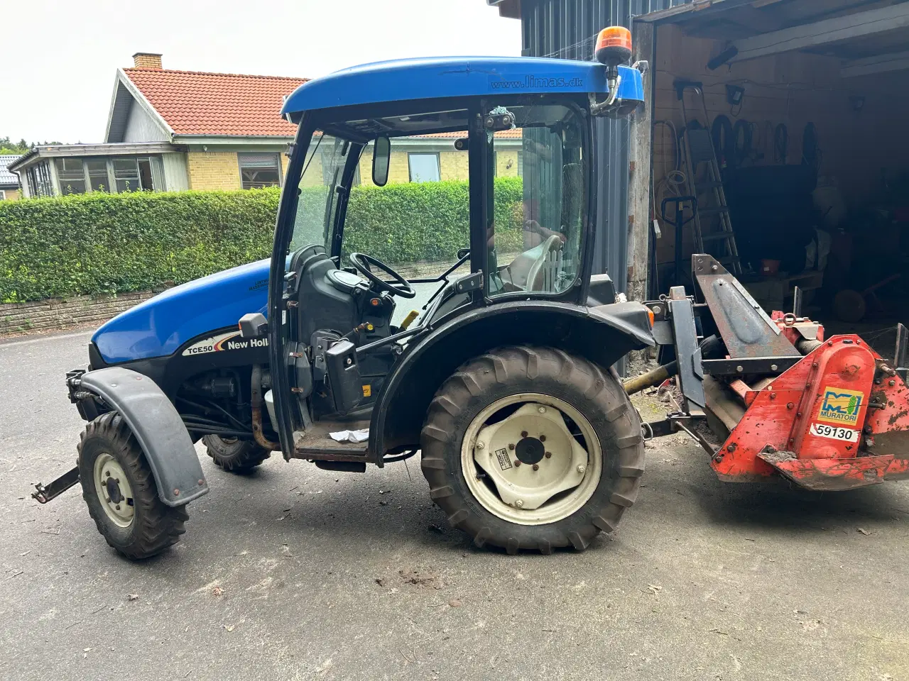 Billede 3 - Traktor new Holland tce50 med Stennedlægningsfræse