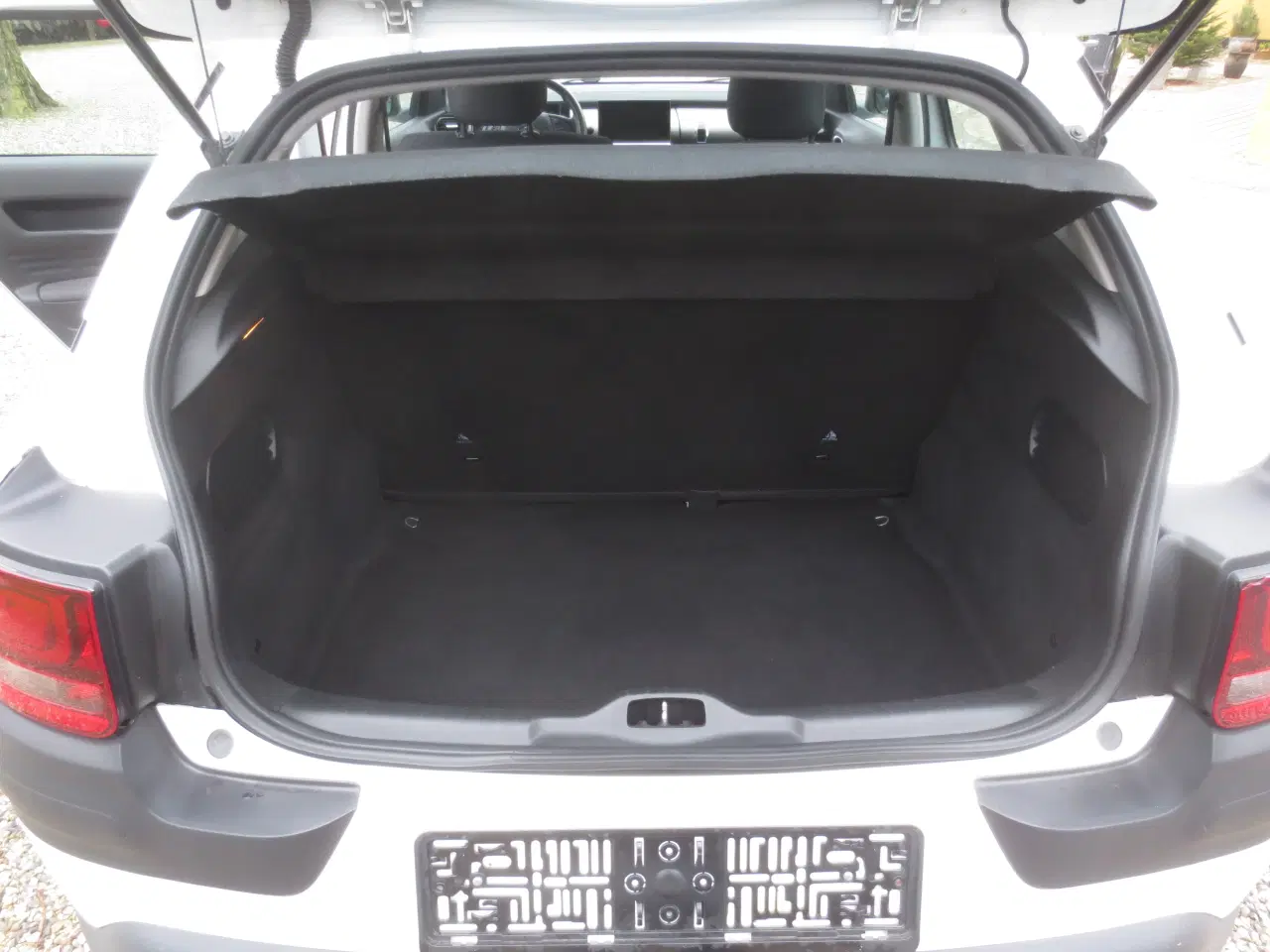 Billede 12 - Citroen C4 Cactus 1.2 i Km 144. År 2015. Nysynet.