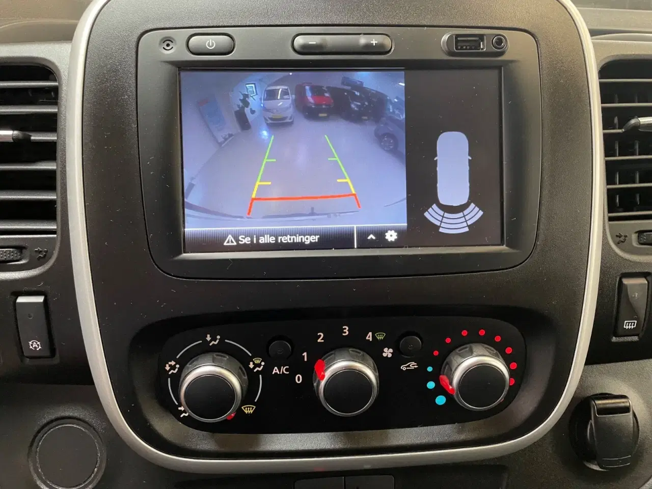 Billede 8 - Renault Trafic T29 2,0 dCi 120 L2H1