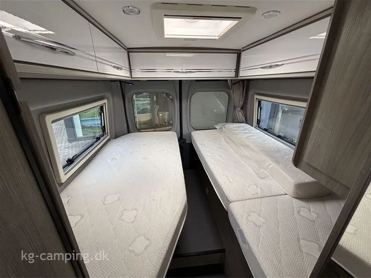 Billede 8 - 2022 - Randger R640 Fiat Ducato 160 HK CamperVan med 2 enkelsenge, kun kørt 27000 Km!