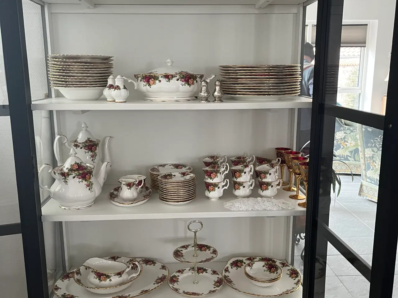 Billede 2 - Old Country Roses Royal Albert stel