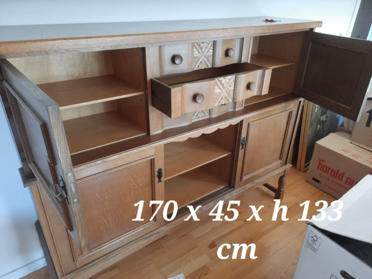 Billede 2 - Skænk i massivt egetræ