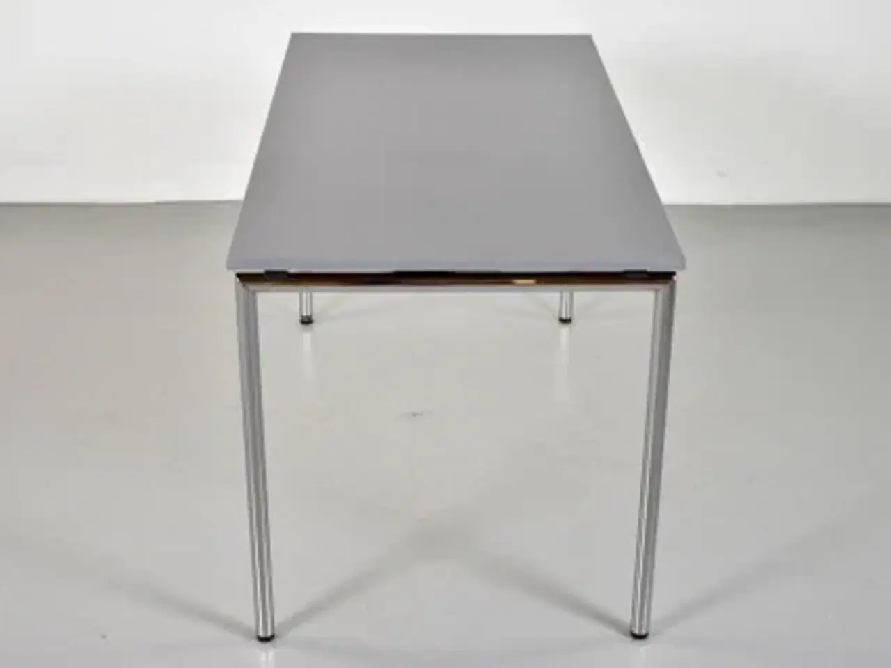 Billede 4 - Four design klapbord med grå bordplade