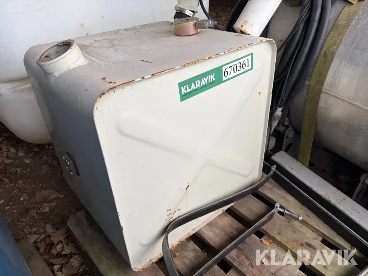 Billede 6 - Dieseltank