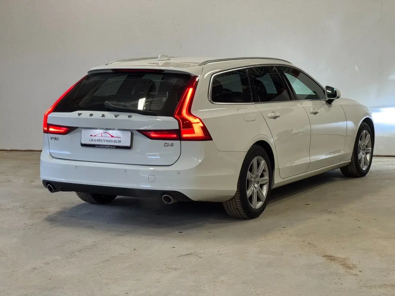 Billede 4 - Volvo V90 2,0 D4 190 Momentum aut.
