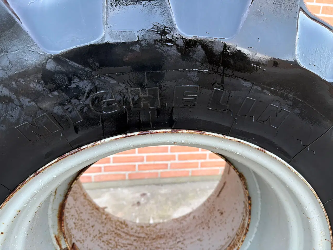 Billede 2 - Tvillinghjul 13,6 24 Michelin