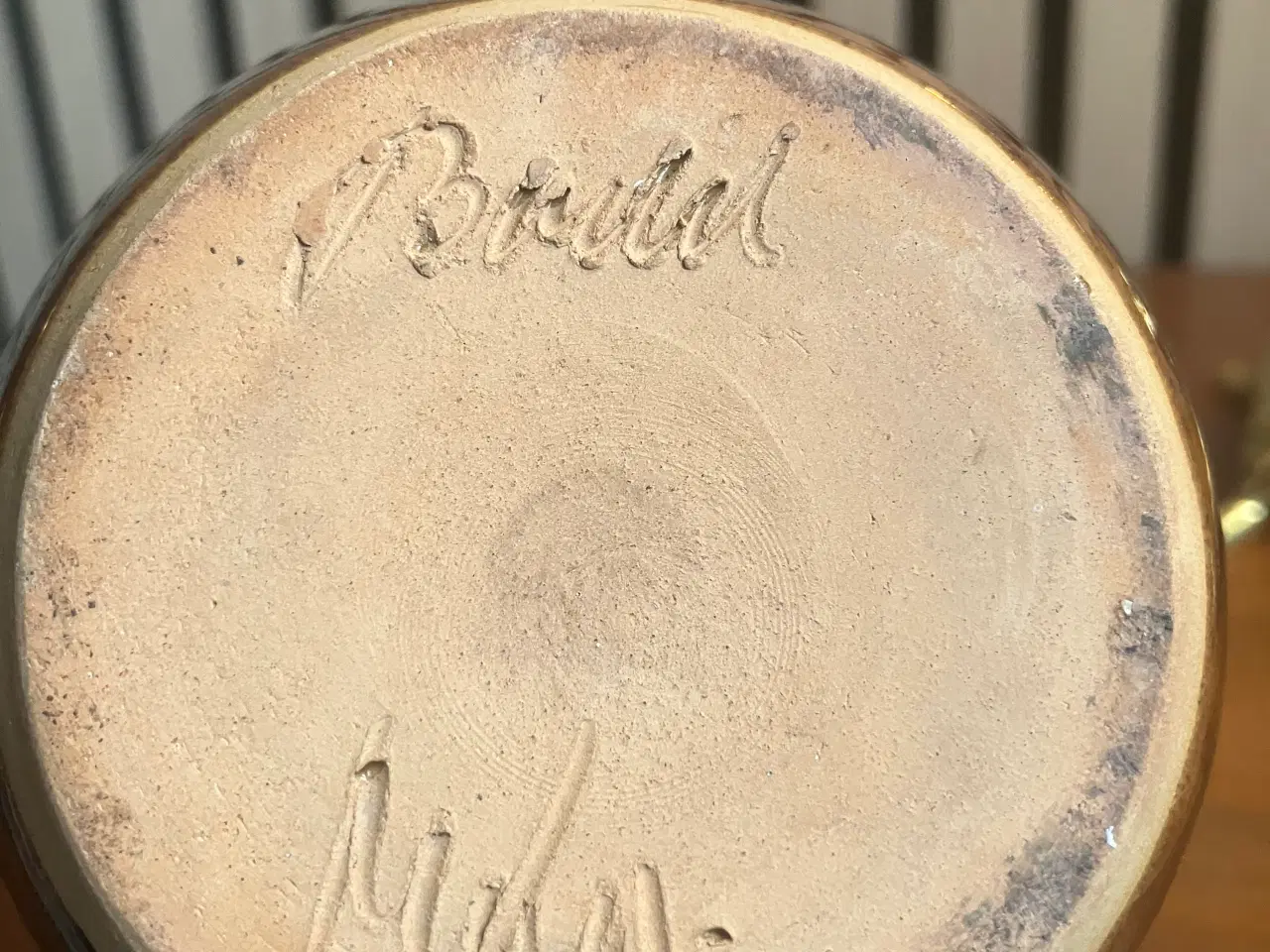 Billede 1 -  Keramik vase i brun og sorte farve