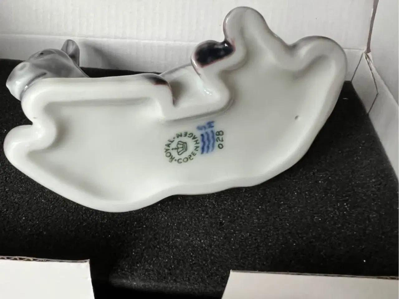 Billede 3 - Royal Copenhagen Krybbespil æsel og ko