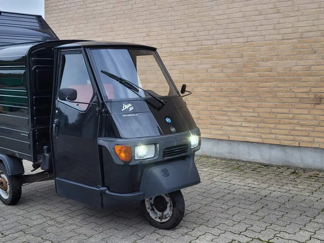 Billede 2 - Meget velholdt Tuktuk sælges