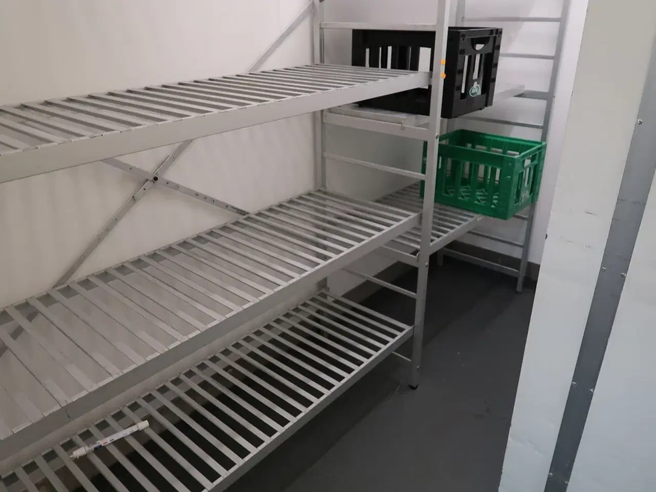 Billede 3 - 2 stk. fødevarereoler