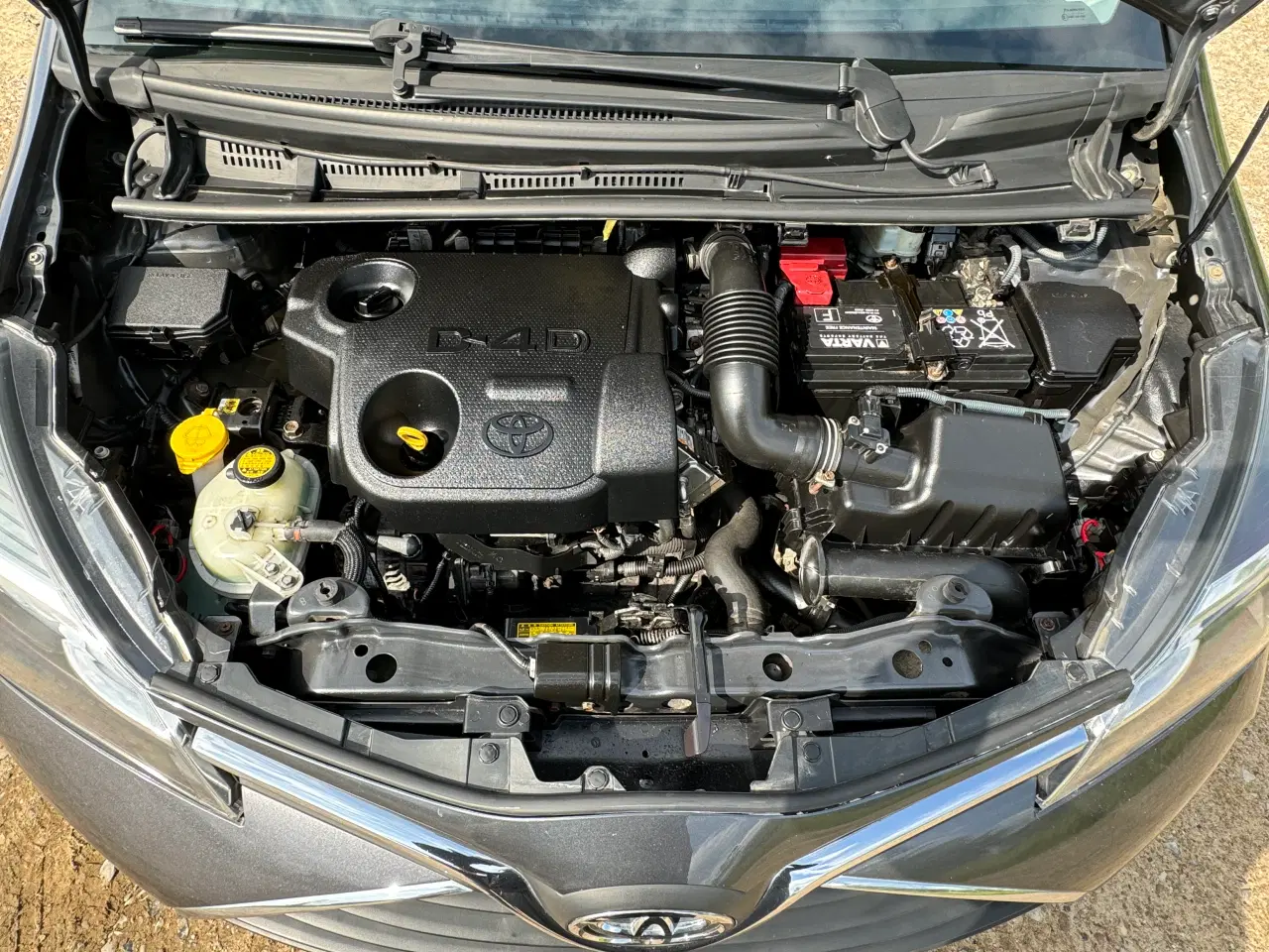 Billede 9 - Toyota Yaris 1,4 D-4D T2 Premium Diesel Km 106.000