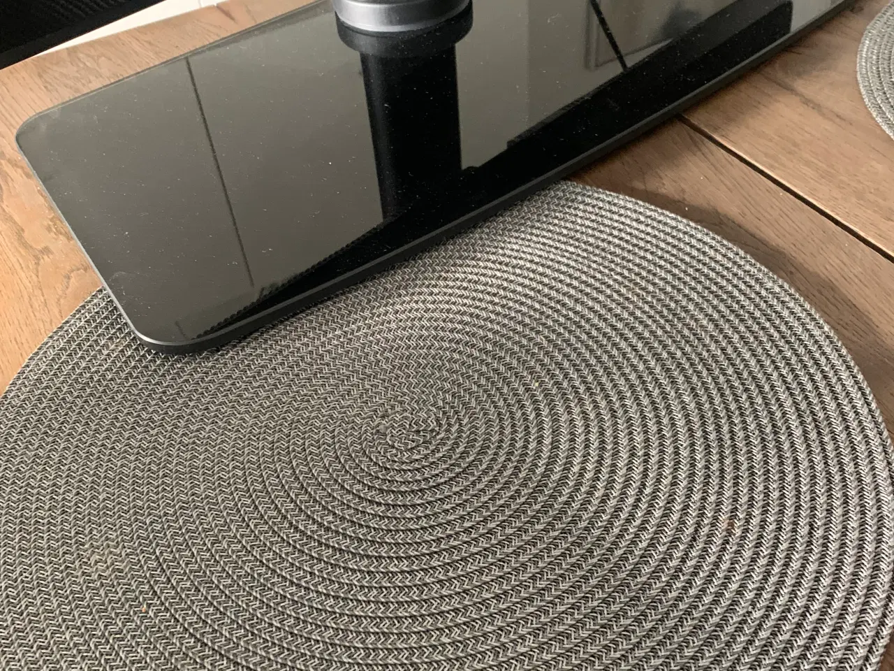 Billede 1 - TV fod