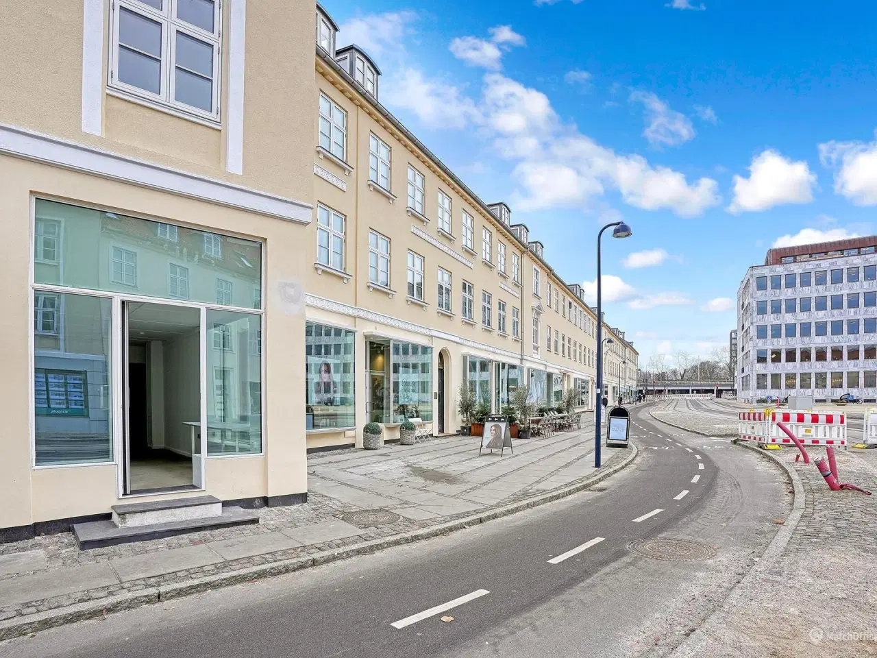 Billede 4 - Butik direkte ud til Lyngby Torv – synlig fra hovedgaden – tæt på stationen