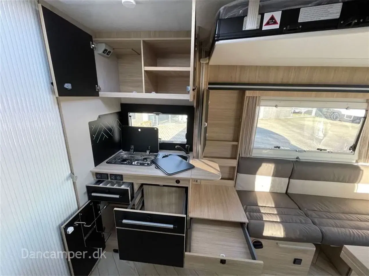 Billede 27 - 2026 - Chausson 630 Titanium Line   Ford Chausson 630 Titanium Line. 165 HK og 8-trins automat gear. Adaptiv fartpilot. Artic-pakke.