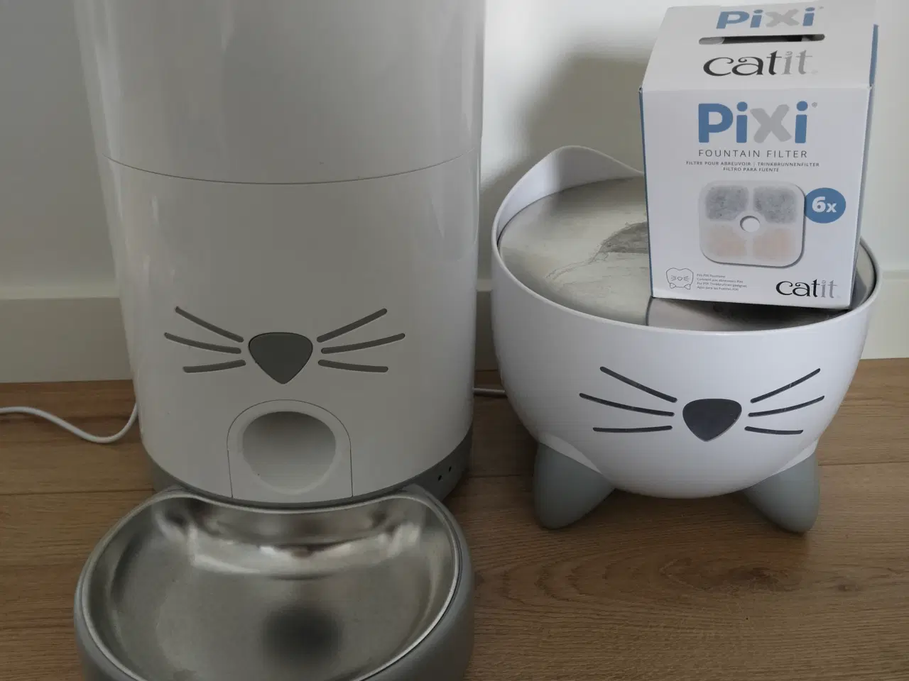Billede 1 - Pixi Food Feeder & Vandfontæne 