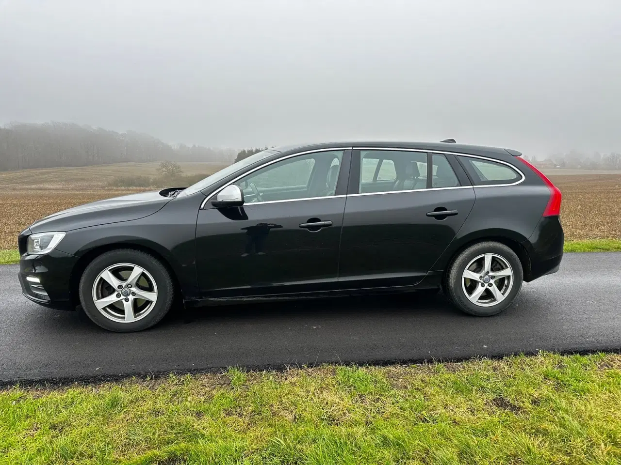 Billede 7 - Volvo V60 2,0 D3 150 R-Design Business aut.