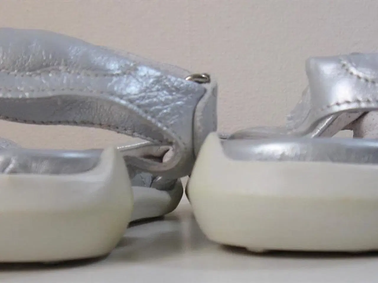 Billede 5 - Bumper, sandaler, str 27