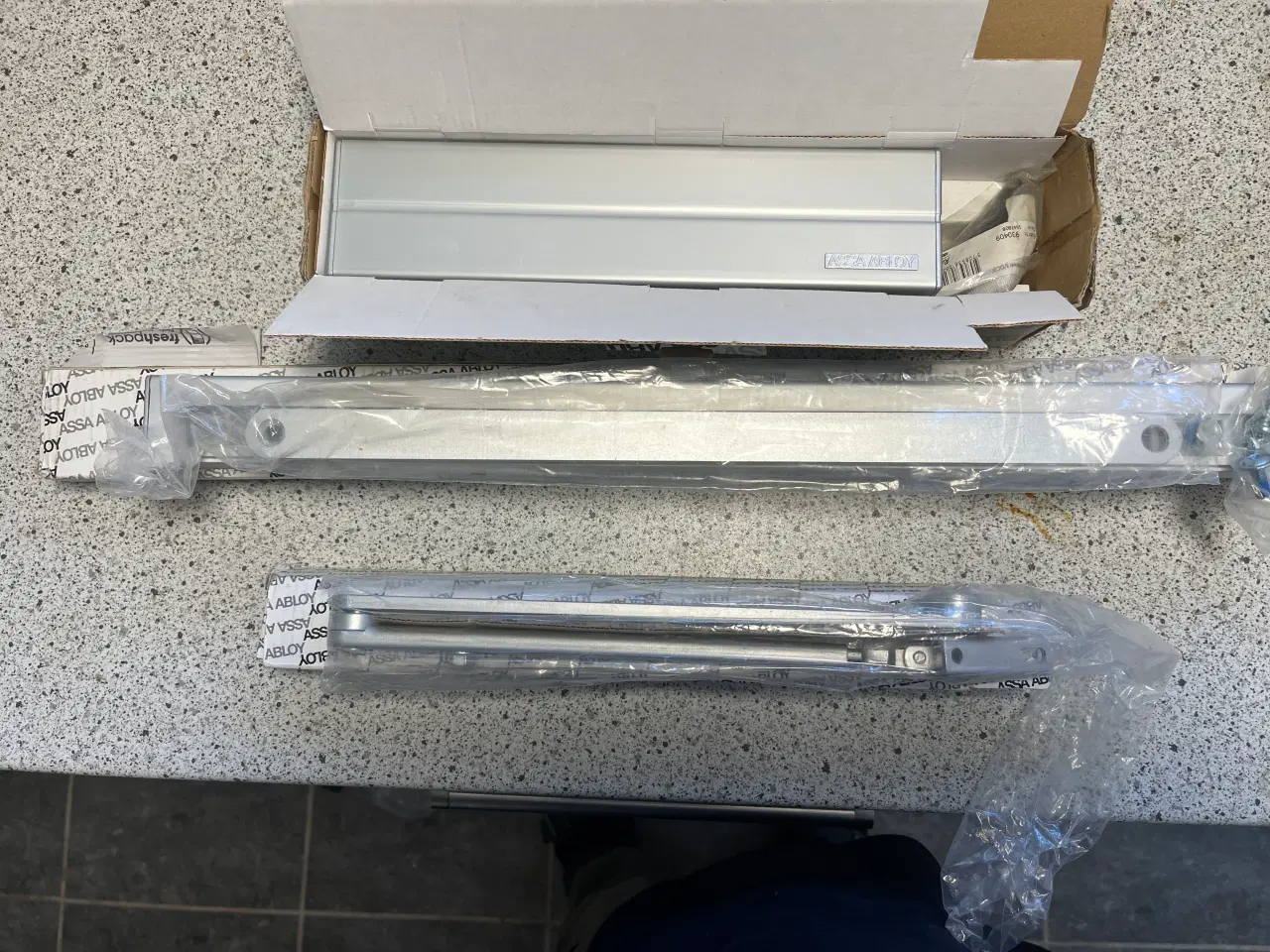 Billede 1 - Dørlukker Assa Abloy 