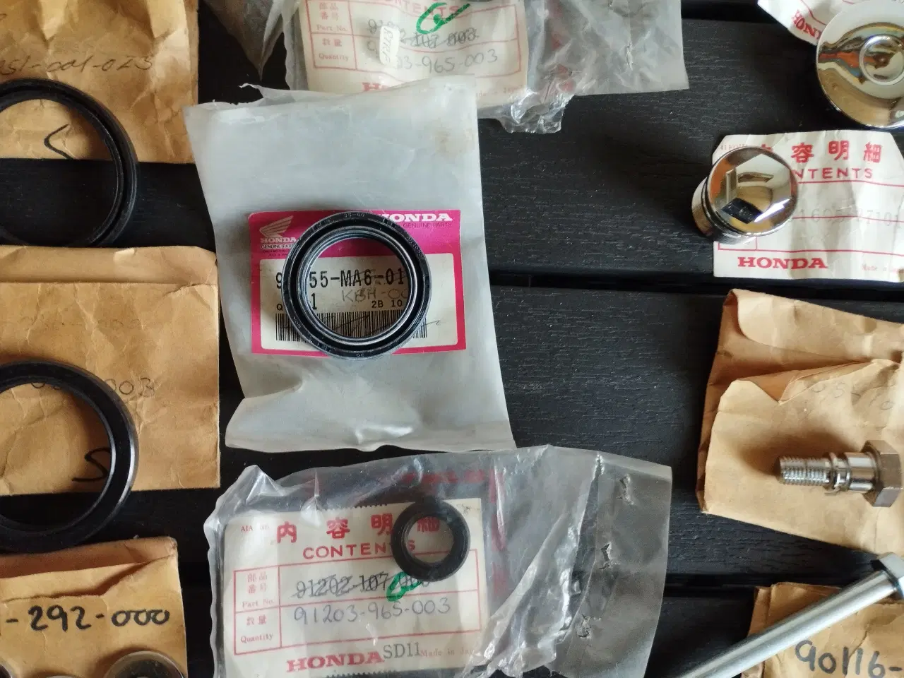 Billede 5 - Nye reservedele m.v. Honda M.C (8) ( Se %) 