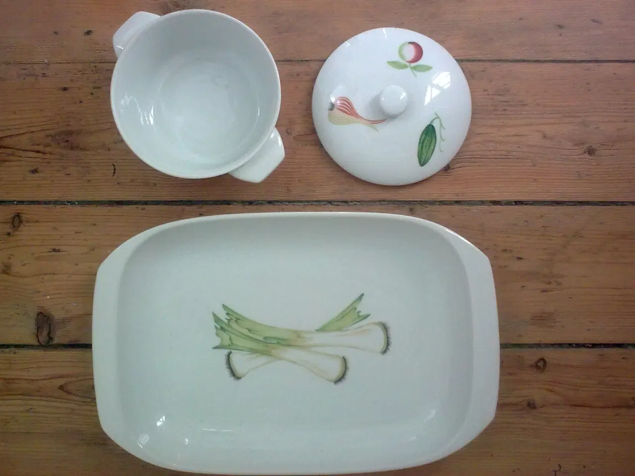 Billede 12 - Dansk Design bordfad ovnfast & cocotte m låg RETRO