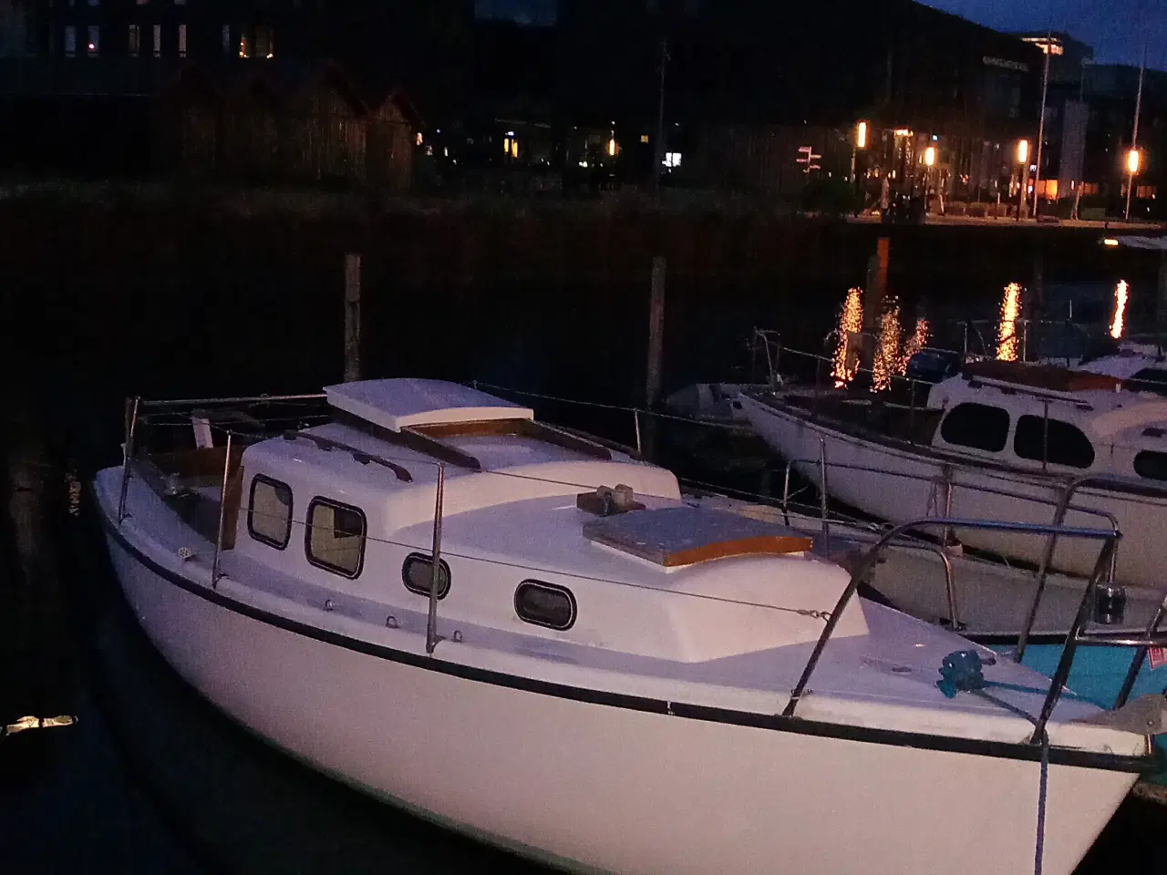 Billede 10 - flot lille 22 fods sejlbåd