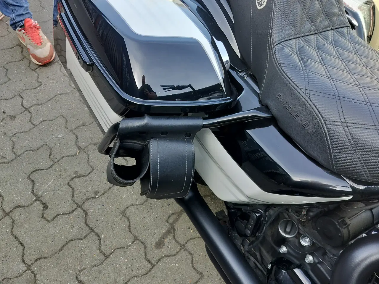 Billede 7 - FLTRXS Road Glide Special