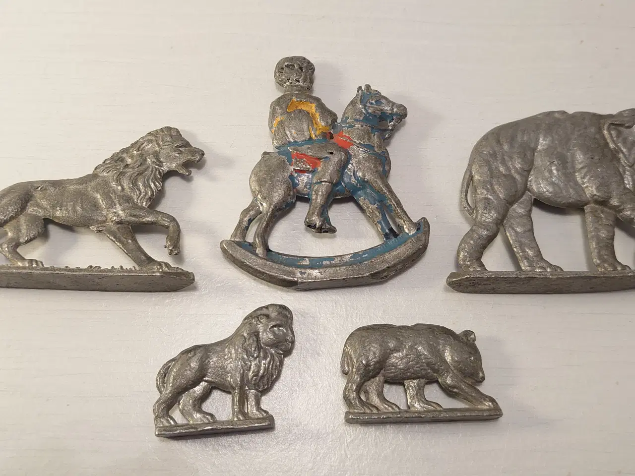 Billede 5 - 5 stk gamle tin/bly figurer. L. elefant 8 cm.