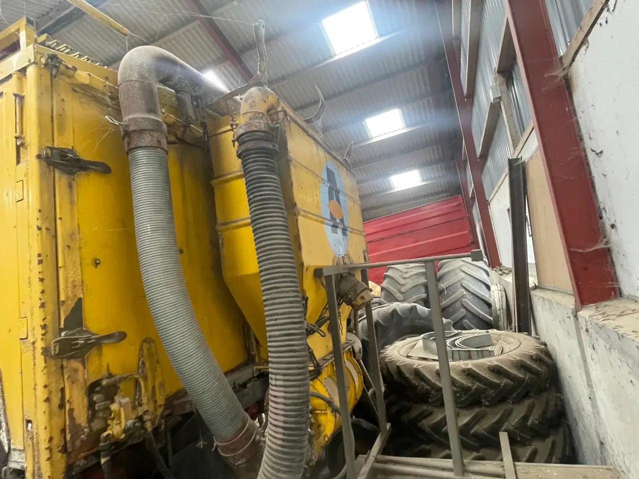 Billede 2 - Lad med sugetryk blæser 