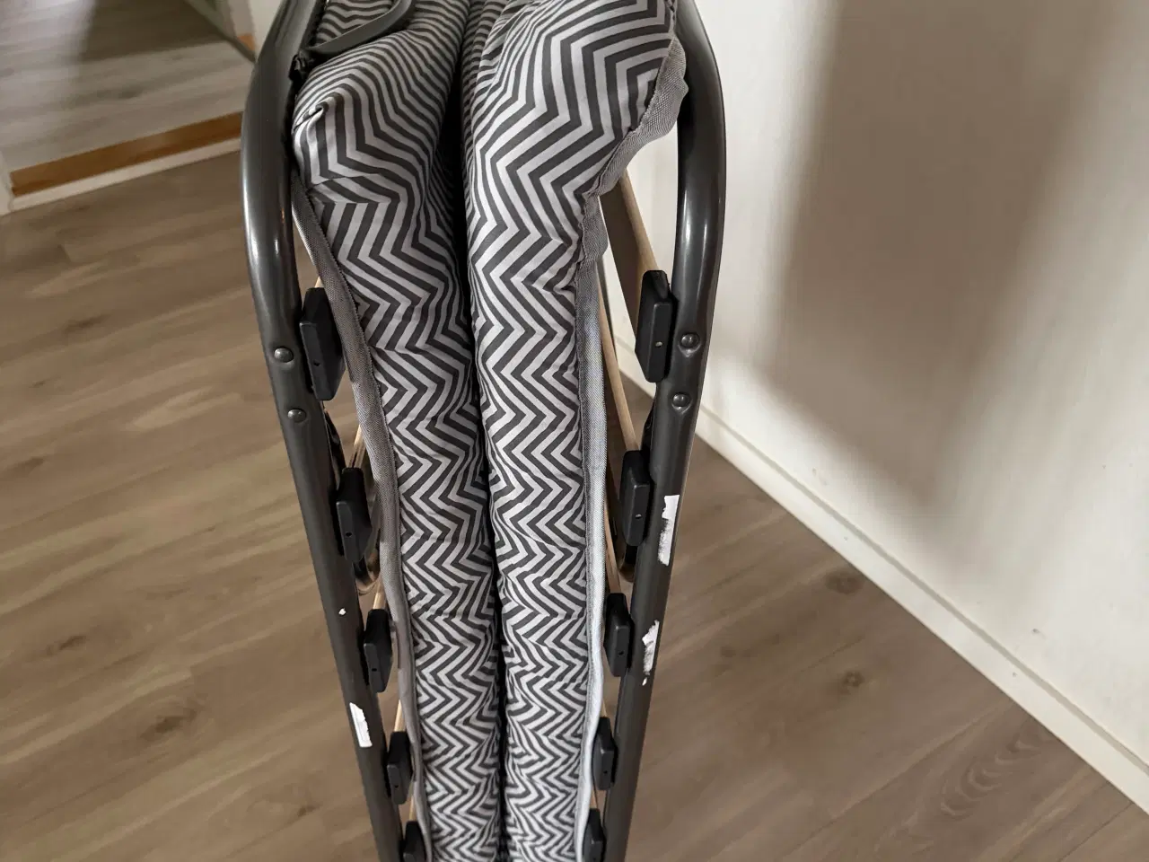 Billede 1 - Rigtig fin gæsteseng