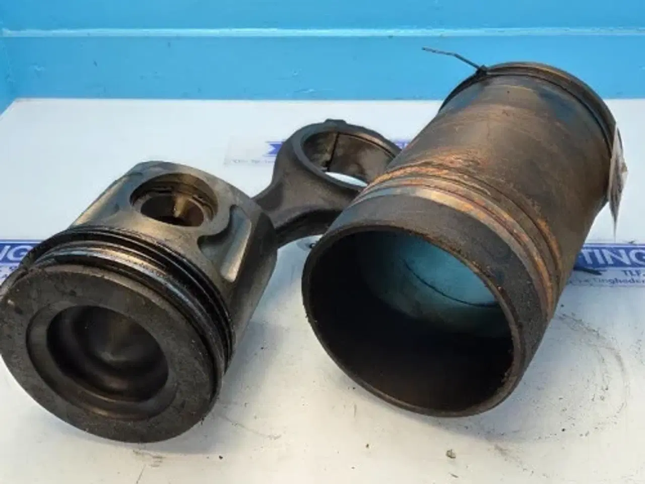 Billede 14 - Iveco Cursor13   Stempel Sæt  8094840 