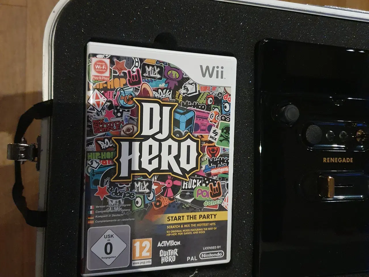 Billede 3 - DJ Hero kuffert 