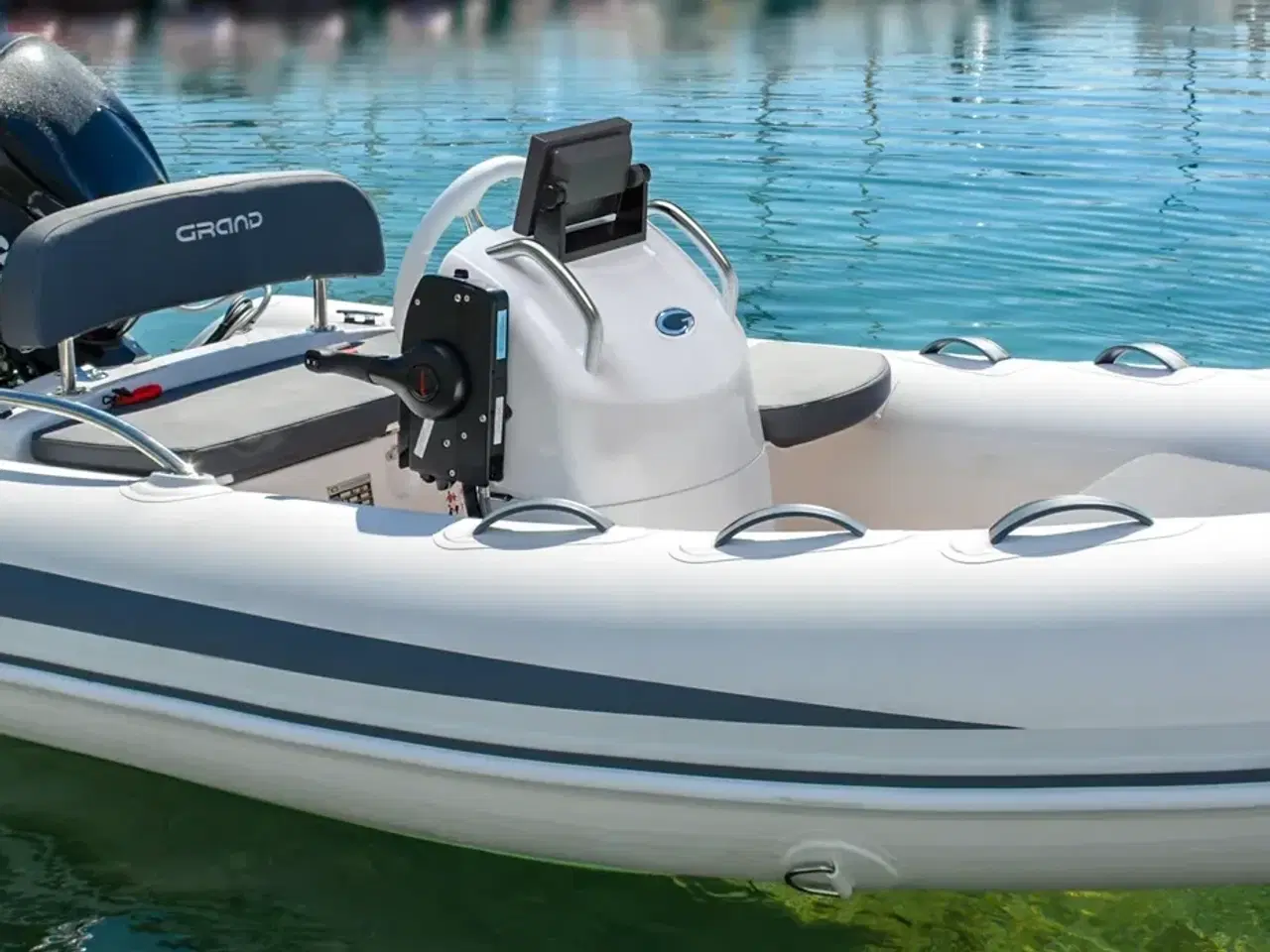 Billede 1 - Grand G340GEF med 20 hk Yamaha LAGERBÅD