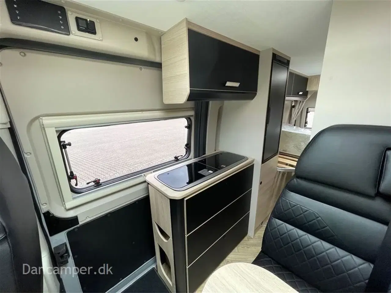 Billede 8 - 2024 - Chausson V697 Sport Line   Super vintercamper, 140 HK, 9-trins automatgear, tilbehørs-, connect-, safety- og artic pakke.