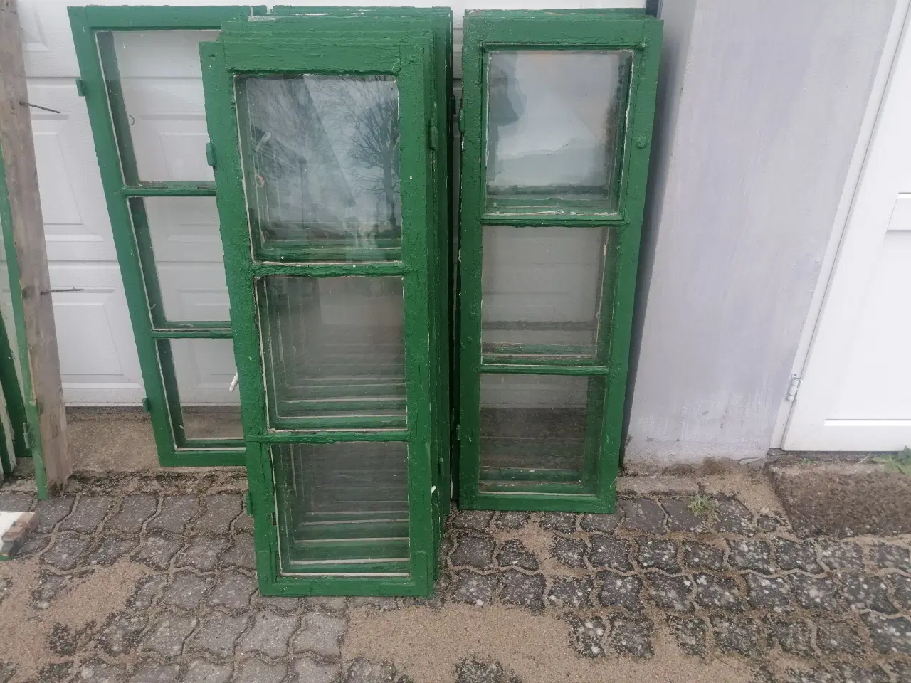 Billede 4 - Gamle Vinduesrammer med Enkeltglasruder Stykp.fra