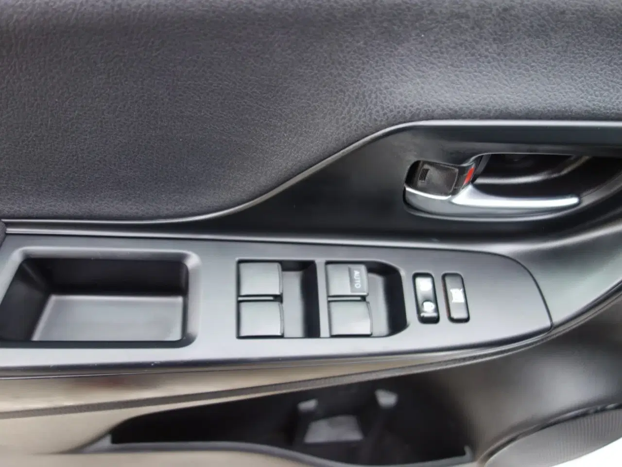 Billede 5 - Toyota Yaris 1,5 Hybrid H2 Exclusive e-CVT Van