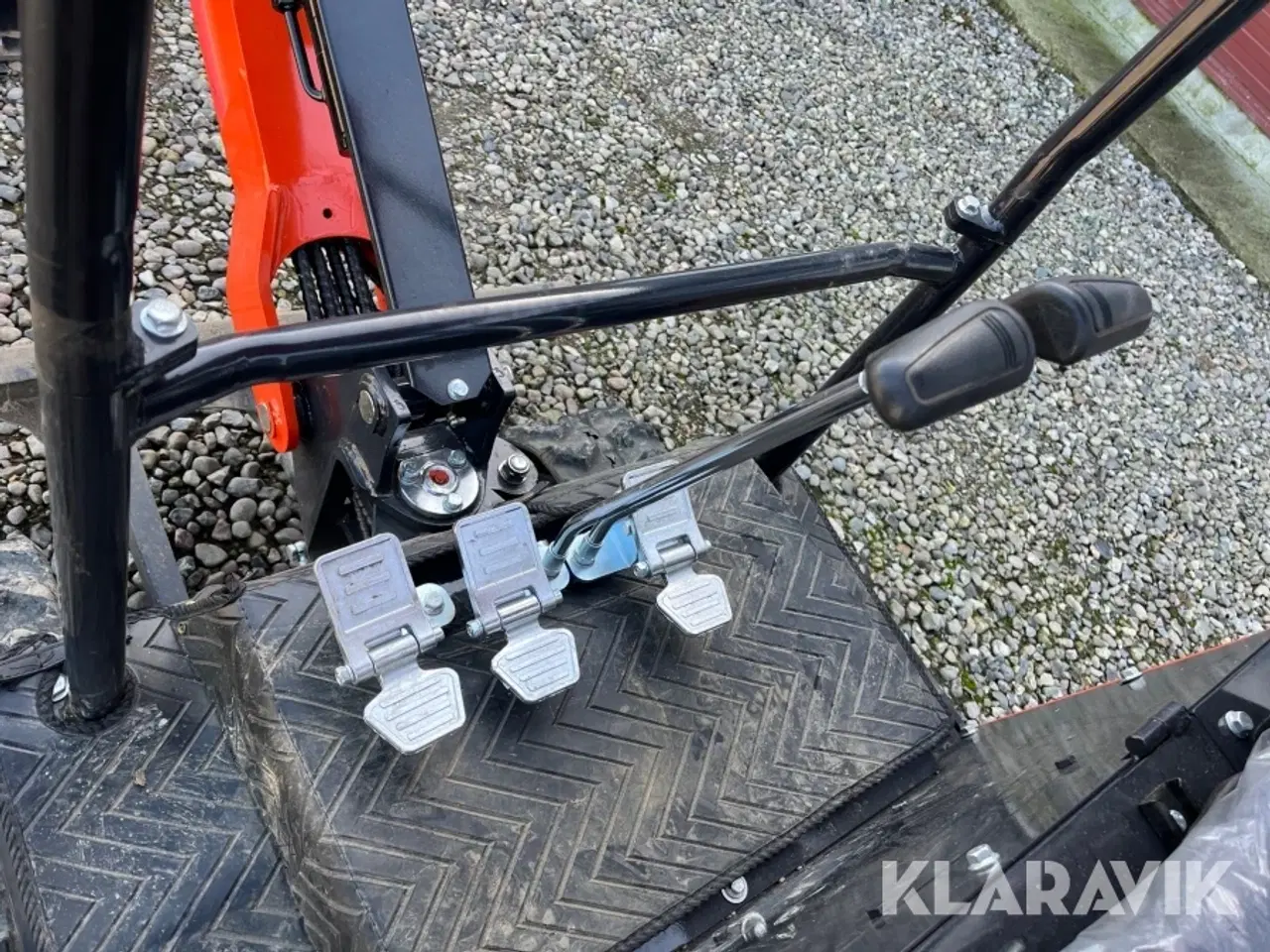 Billede 8 - Gravemaskine MINI EXCAVATOR YFE18 kubota D722