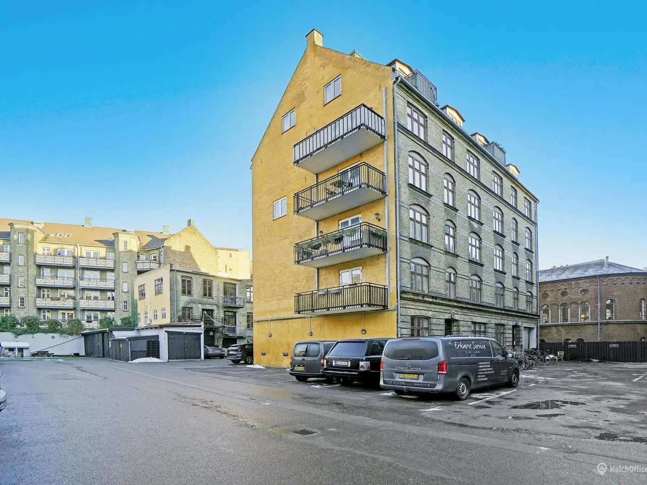 Billede 21 - Nyrenoveret lejemål med mulighed for parkering