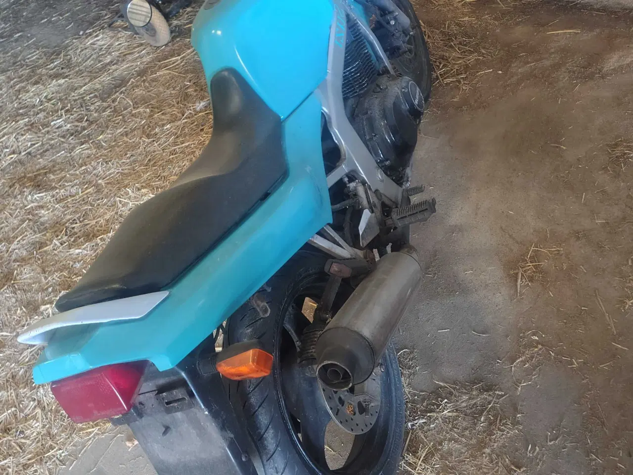 Billede 1 - Nysynet Suzuki GS 500 E fra år 1993