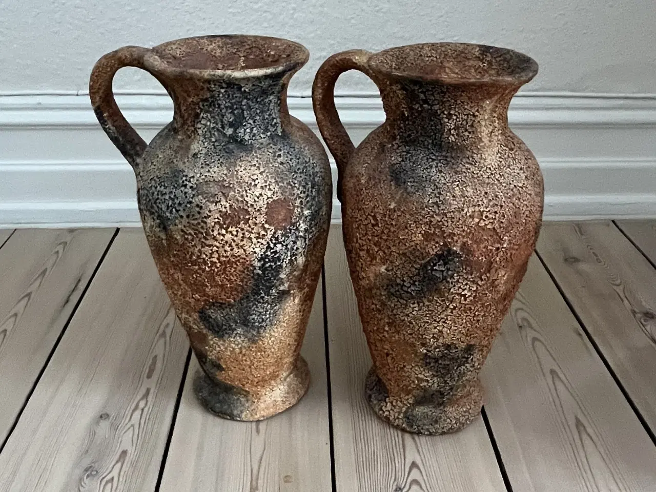 Billede 1 - 2 krukker 