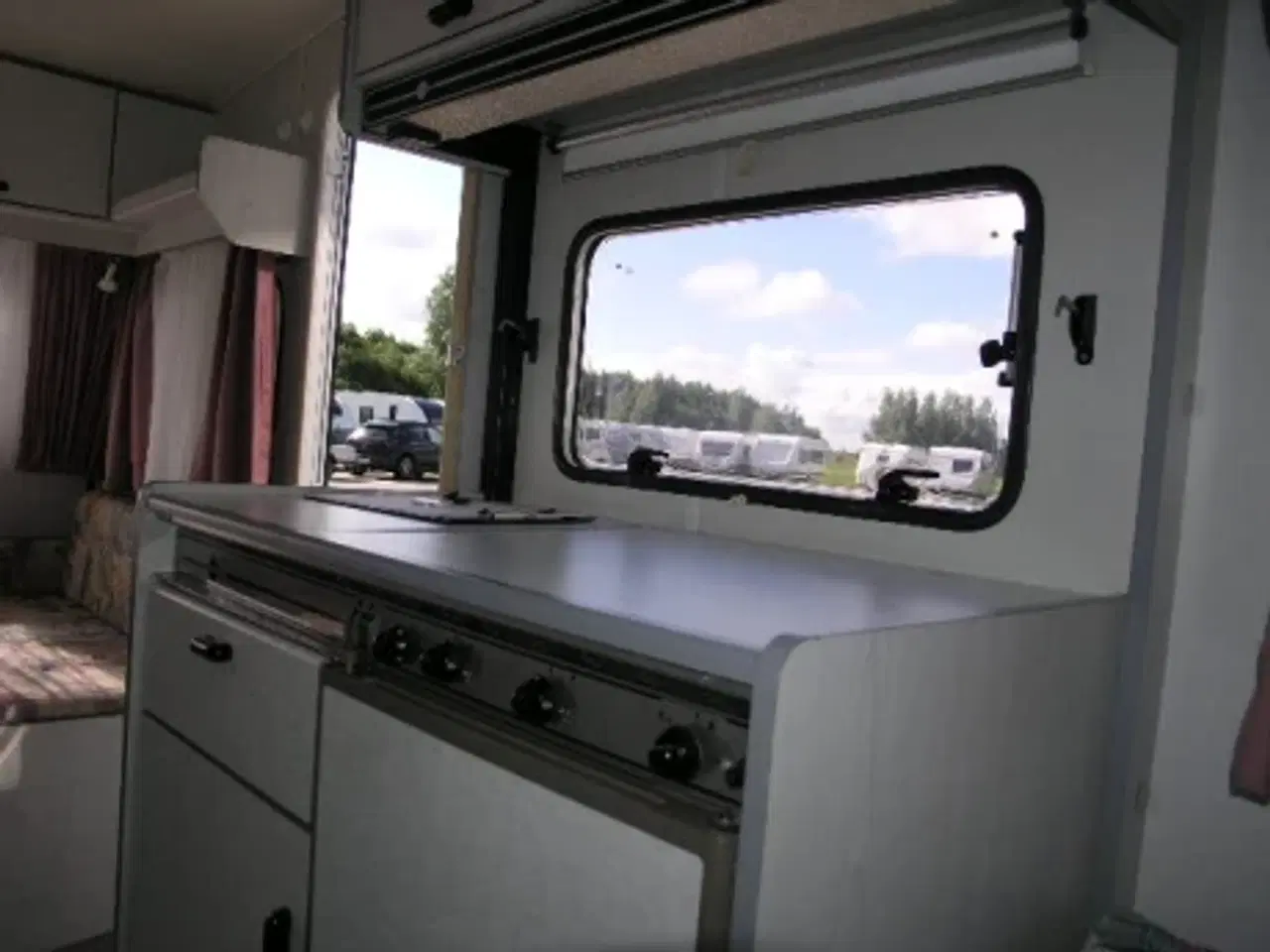 Billede 8 - Bürstner Holiday  410