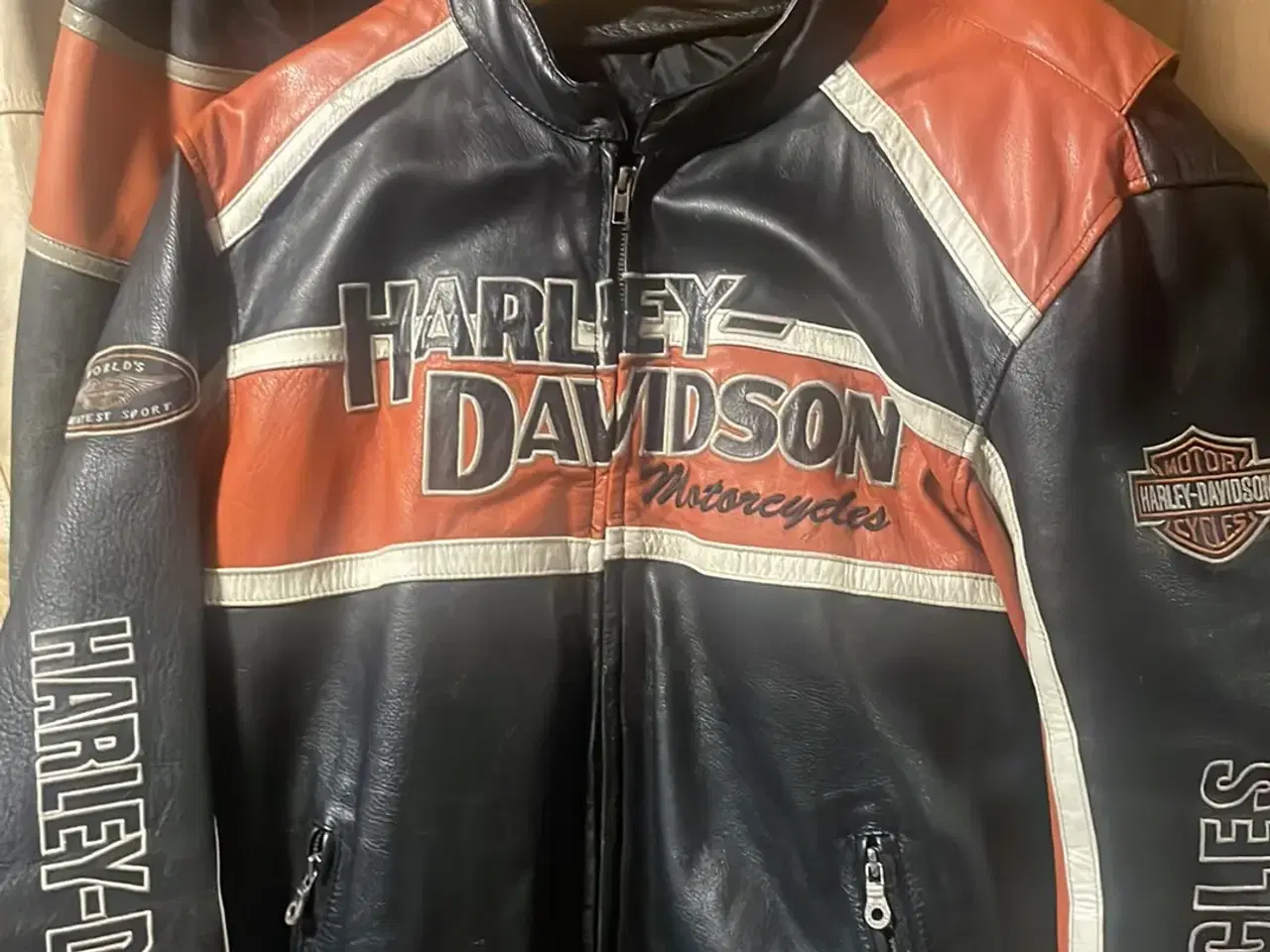 Billede 8 - Har mæget fint Harley-Davidson udstyr