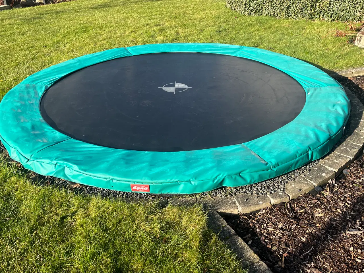 Billede 2 - Berg inground trampolin