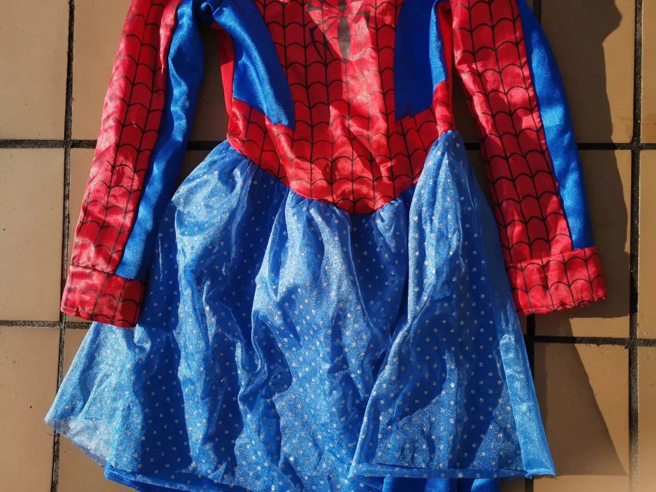 Billede 1 - Spider-man kostume spider pige Spiderman