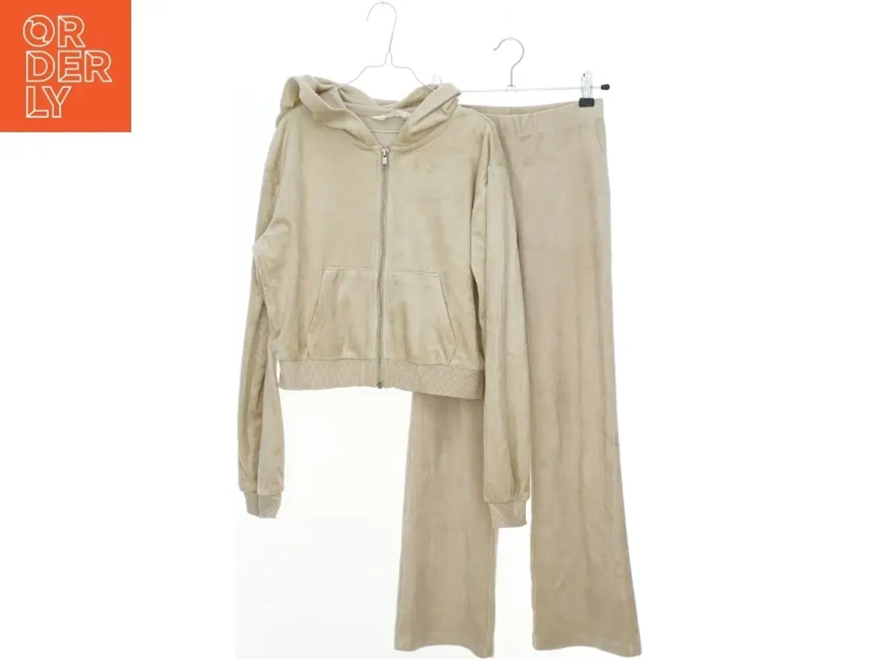 Billede 1 - Beige joggingsæt med hættetrøje fra H&M (str. 152)